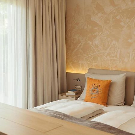 Strandhotel Am Weissensee Eksteriør bilde